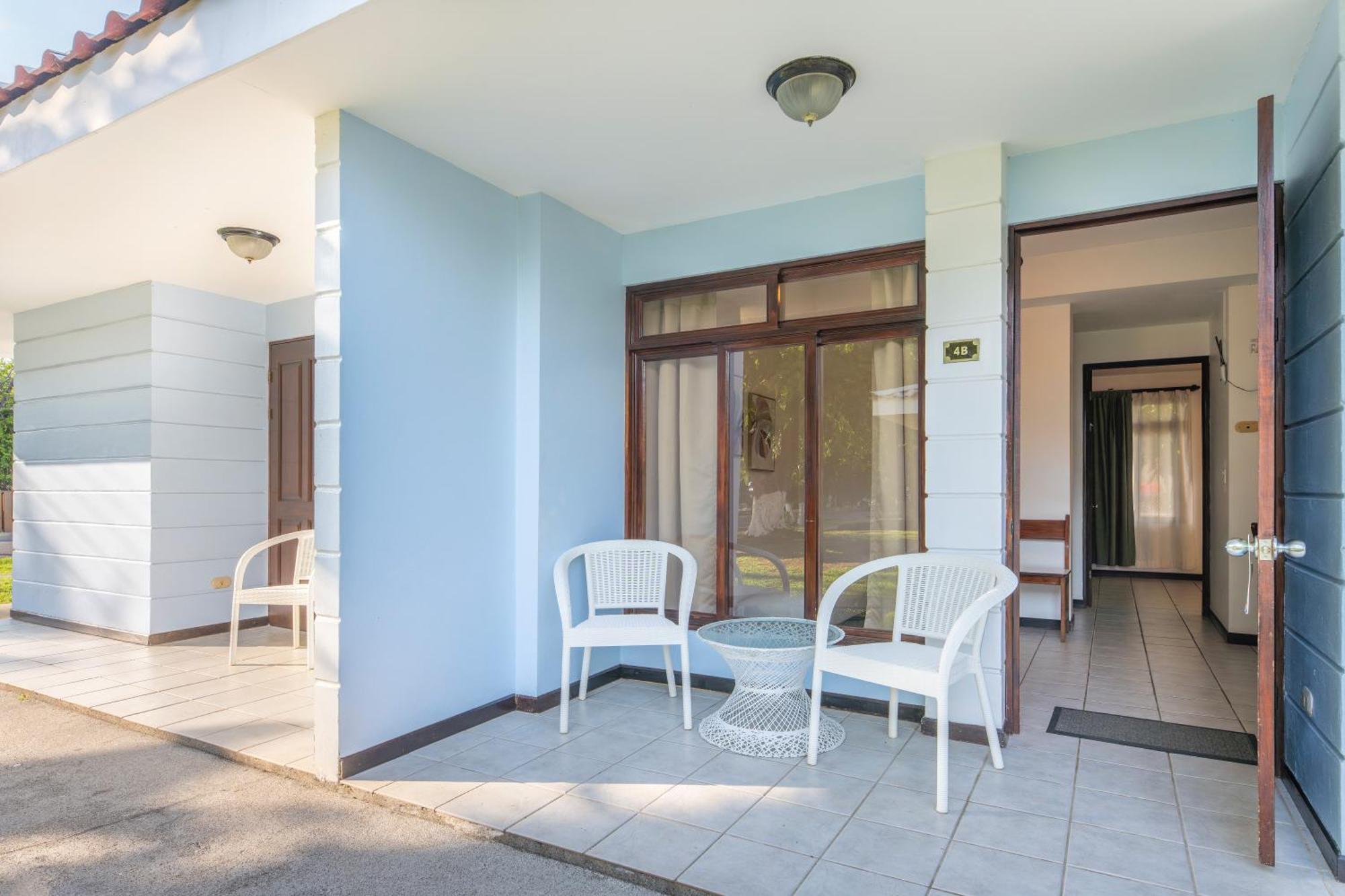 Hotel & Villas Tangeri Jacó Eksteriør billede